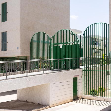 Classbnb - Three Spacious Apartments 150M From The Las Americas Promenade Арона Екстериор снимка