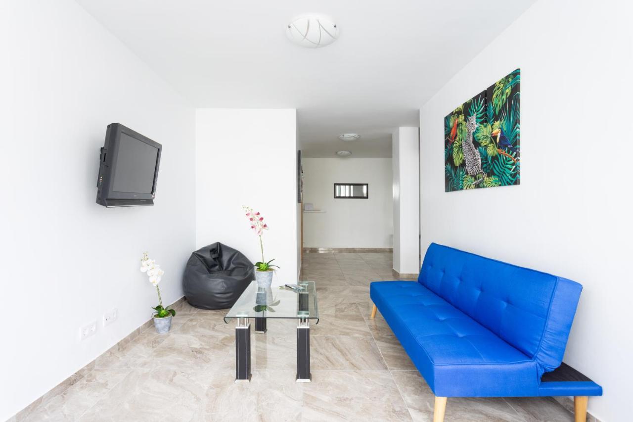 Classbnb - Three Spacious Apartments 150M From The Las Americas Promenade Арона Екстериор снимка