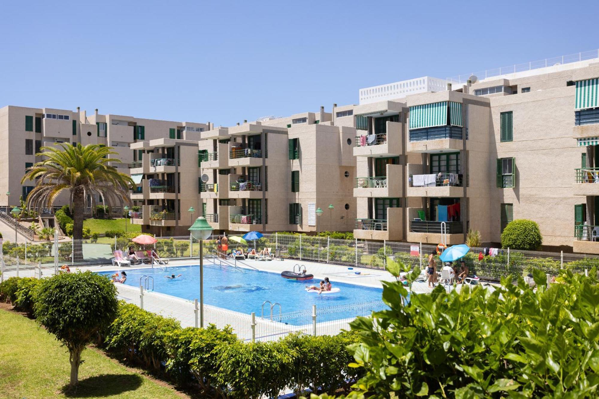 Classbnb - Three Spacious Apartments 150M From The Las Americas Promenade Арона Екстериор снимка