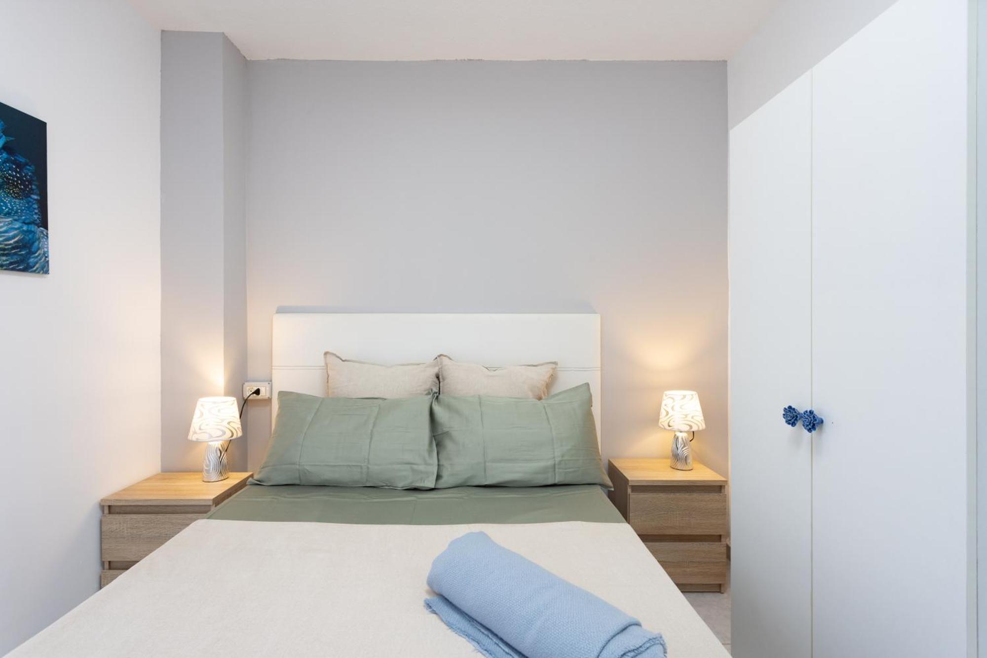 Classbnb - Three Spacious Apartments 150M From The Las Americas Promenade Арона Екстериор снимка
