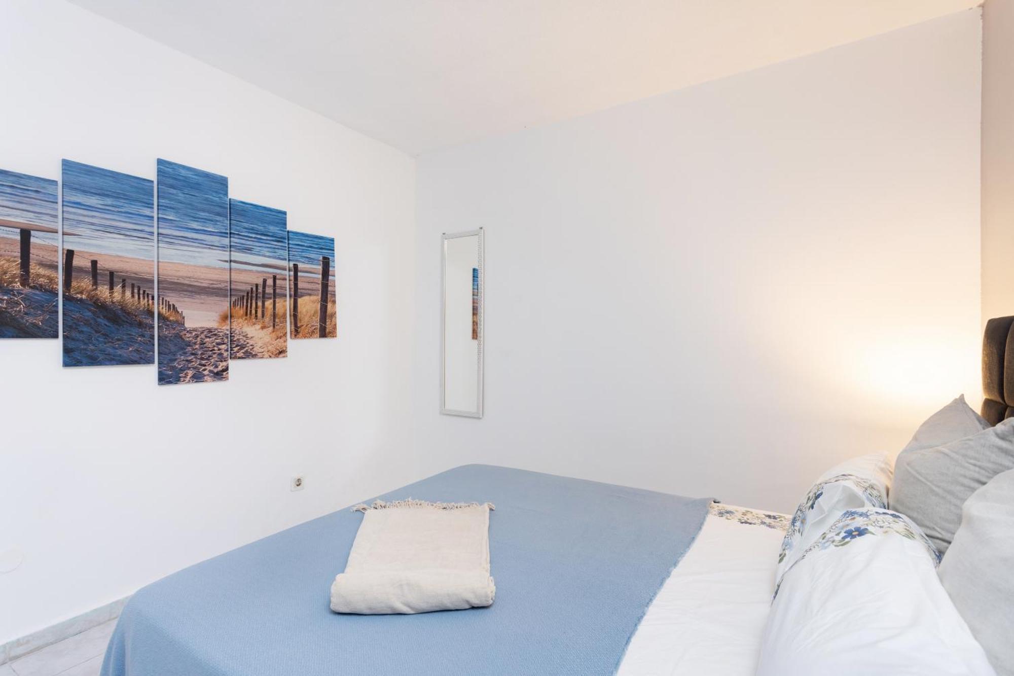 Classbnb - Three Spacious Apartments 150M From The Las Americas Promenade Арона Екстериор снимка
